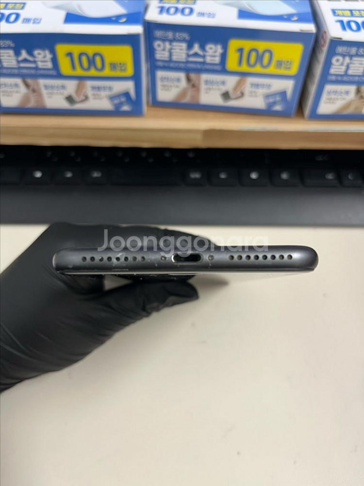 아이폰8플러스 64G 그레이 A급!--3