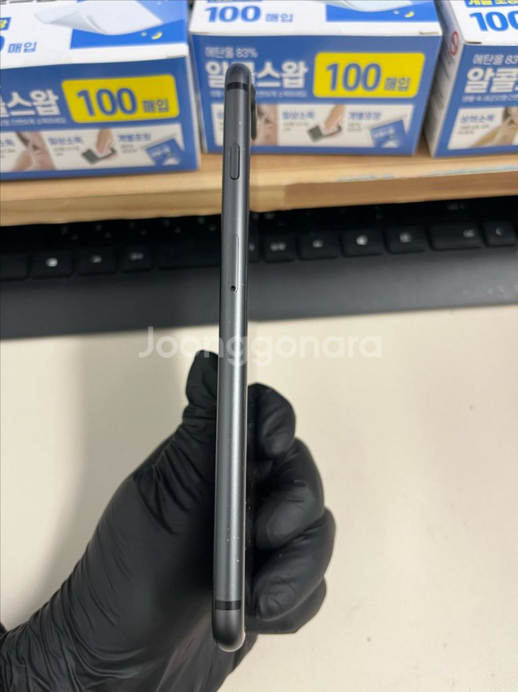 아이폰8플러스 64G 그레이 A급!--4