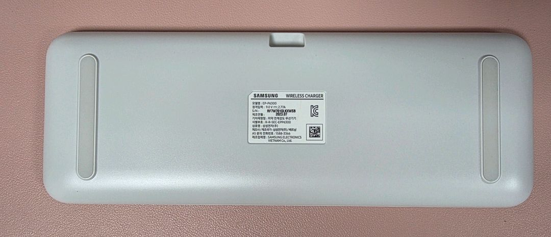 삼성 정품 고속 무선 충전기 패드 트리오 EP-P6300 판매합니다. 이미지