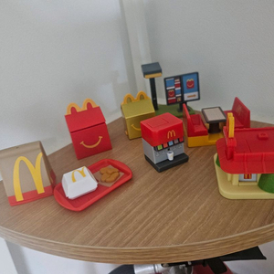 맥도날드해피밀장난감 리틀맥도날드 8개일괄
