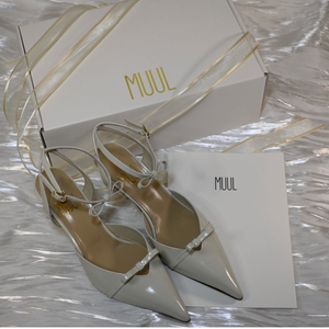 웨딩슈즈 / 물(muul) 리본 스트랩 240 / 1회 착용 / 풀박스