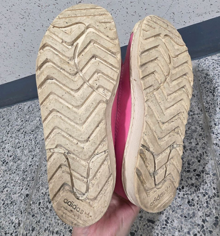 아디다스 슈퍼스타 방한화 200 이미지