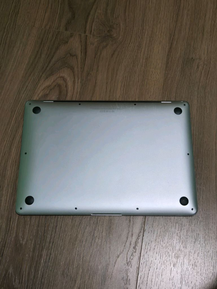 맥북에어 2019 13인치 판매합니다. 이미지