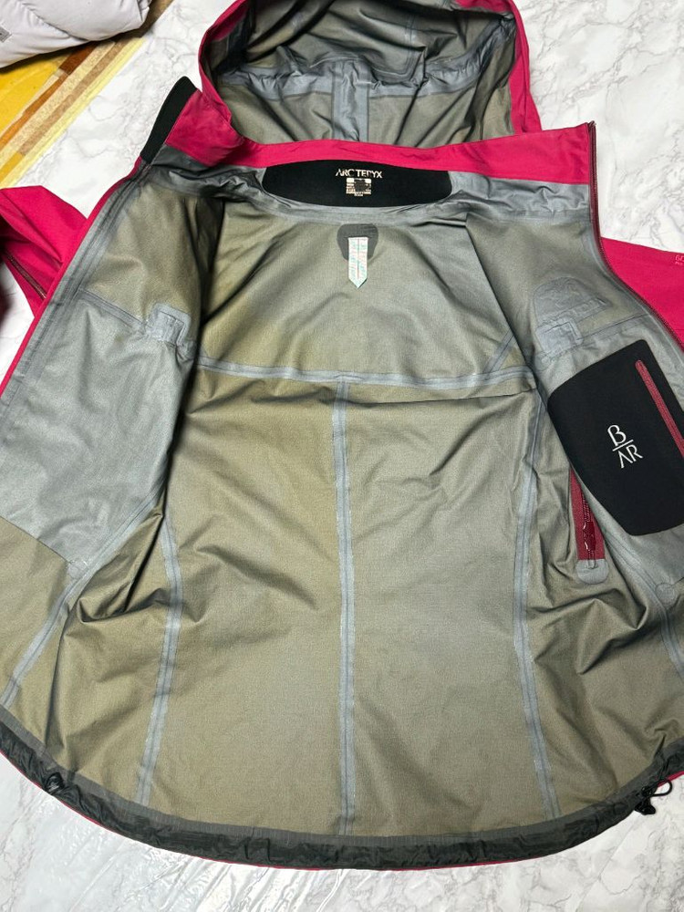 아크테릭스 고어택스 바람막이 후드 자켓 이미지