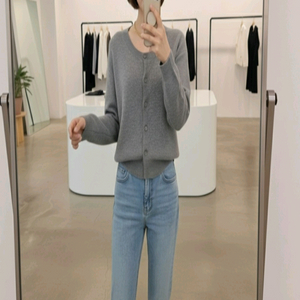 소프트 울라운드 데일리 베이직 그레이 니트 가디건ㅡ무배