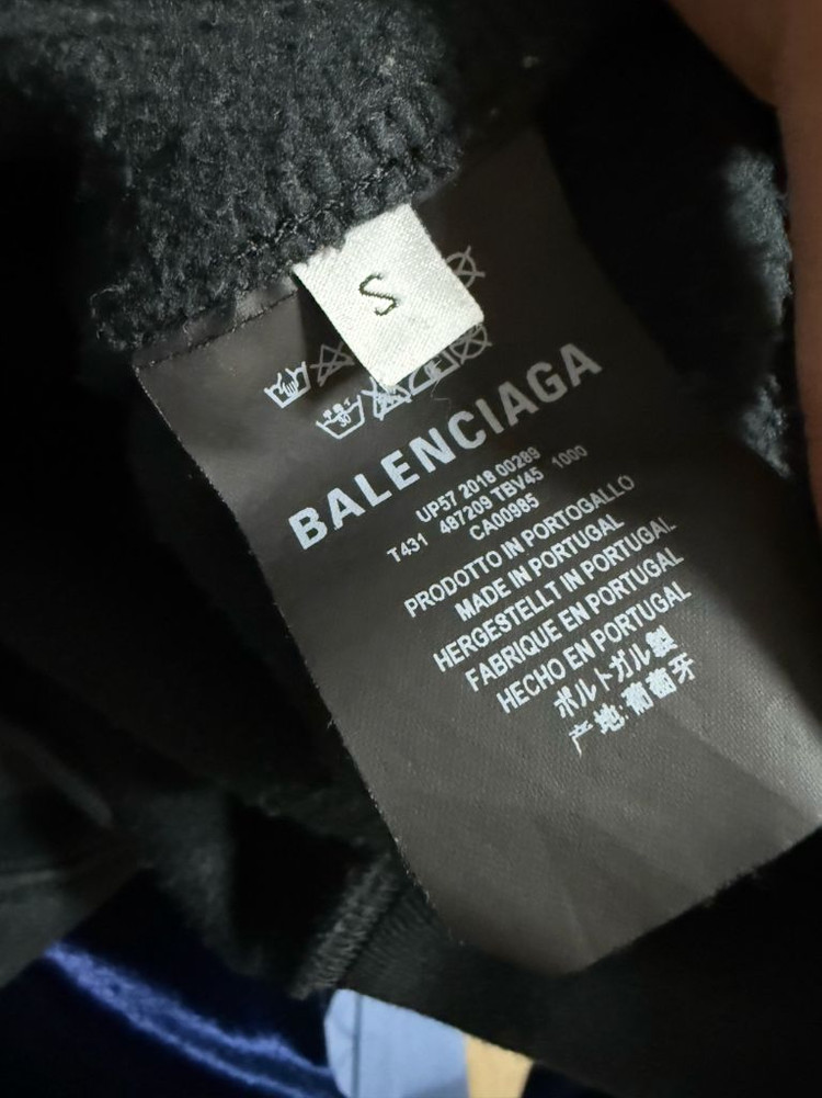 (남여공용)발렌시아가 시너스 후드티 블랙 Ssize(95~100)--3