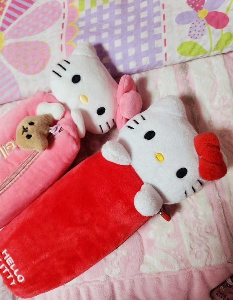 (새상품)고전키티 키티 봉제인형 곰돌이 키링 파우치 필통 이미지