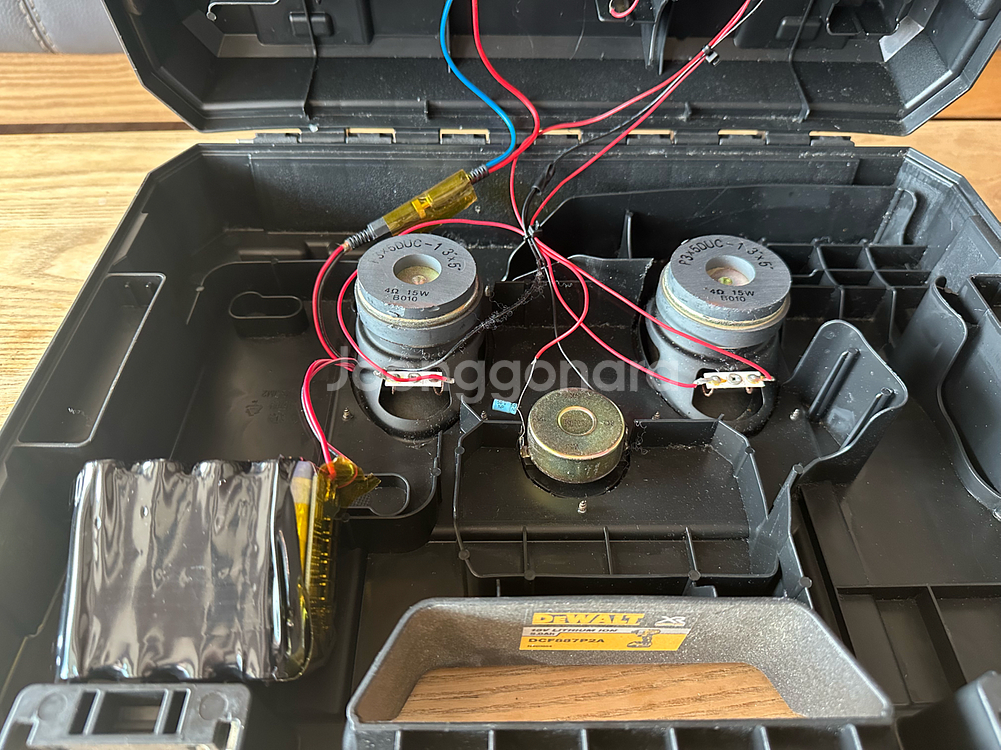 디월트 공구박스 무선 블루투스 스피커--3