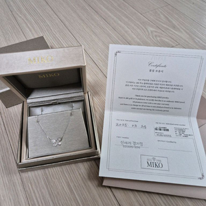 미꼬 모르포 m 목걸이 (새상품)