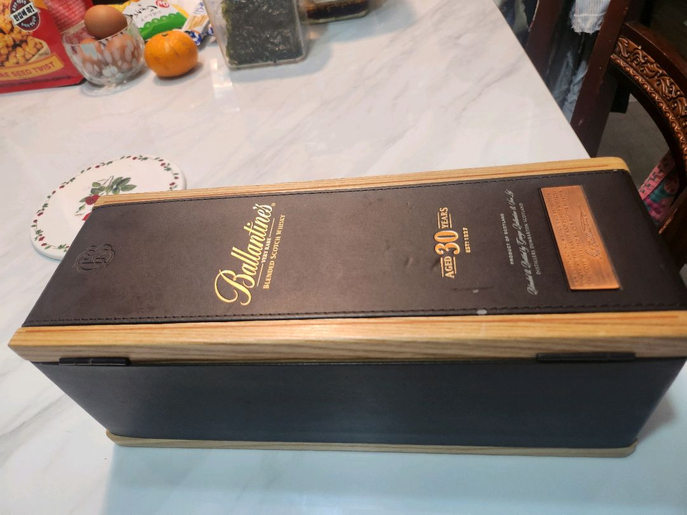 30년산 우드케이스 이미지