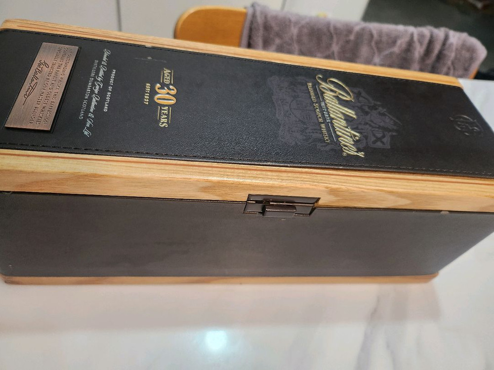 30년산 우드케이스 이미지