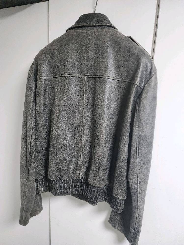 새제품 L) STU 에폴렛 레더 자켓 블랙 이미지