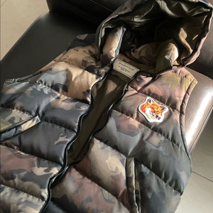 메종키츠네 조끼패팅 남성 밀리터리