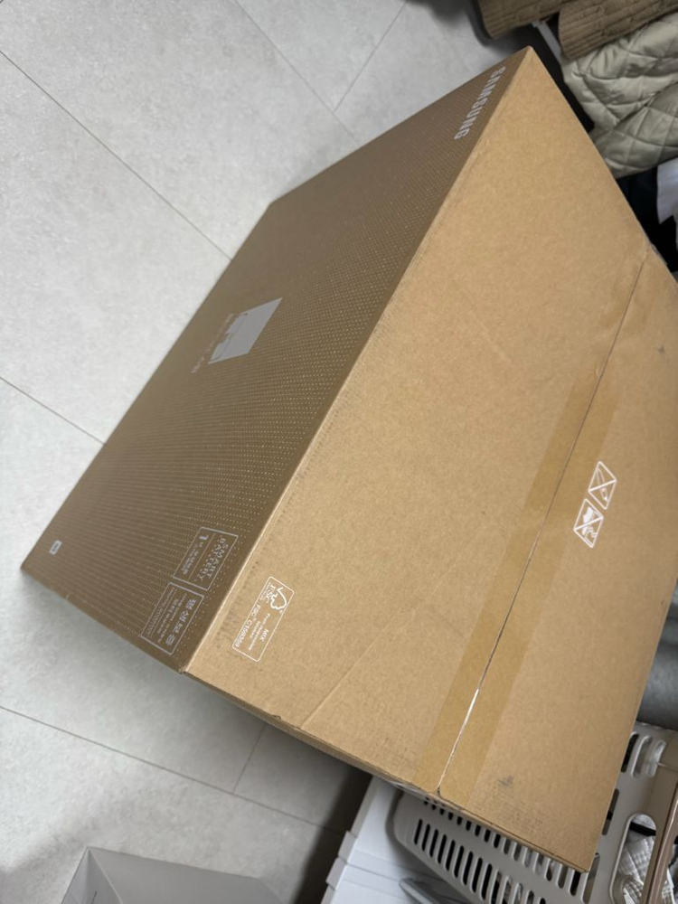 삼성 비스포크 스팀 로봇청소기 VR7MD96516G--1