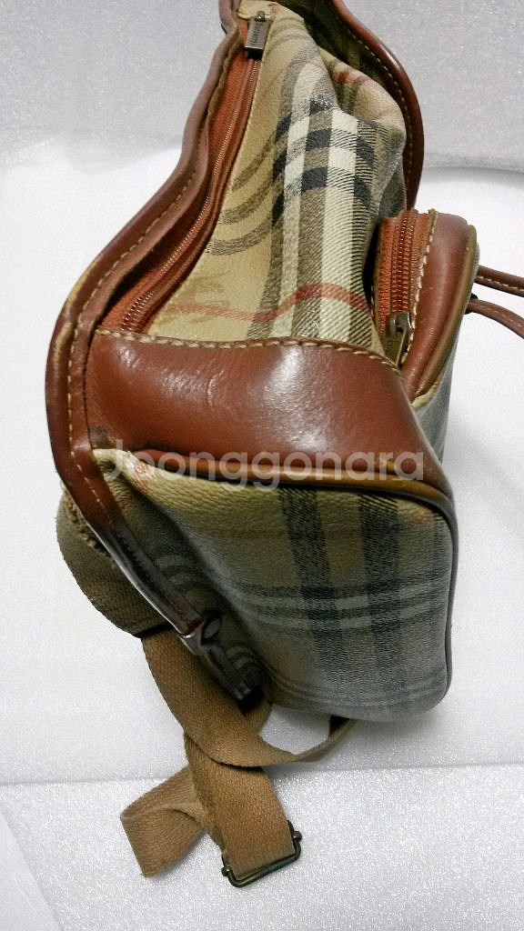 버버리가방--6