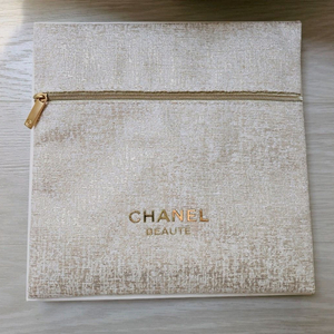샤넬 뷰티 골드파우치 (새상품)ㅡ2