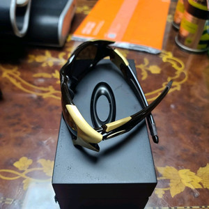 오클리 피트 보스 2 루프버 선글라스