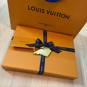 [정품] 루이비통 모노그램 숄 베이지로즈 | 25.12 청담구매 | 풀구성 S급