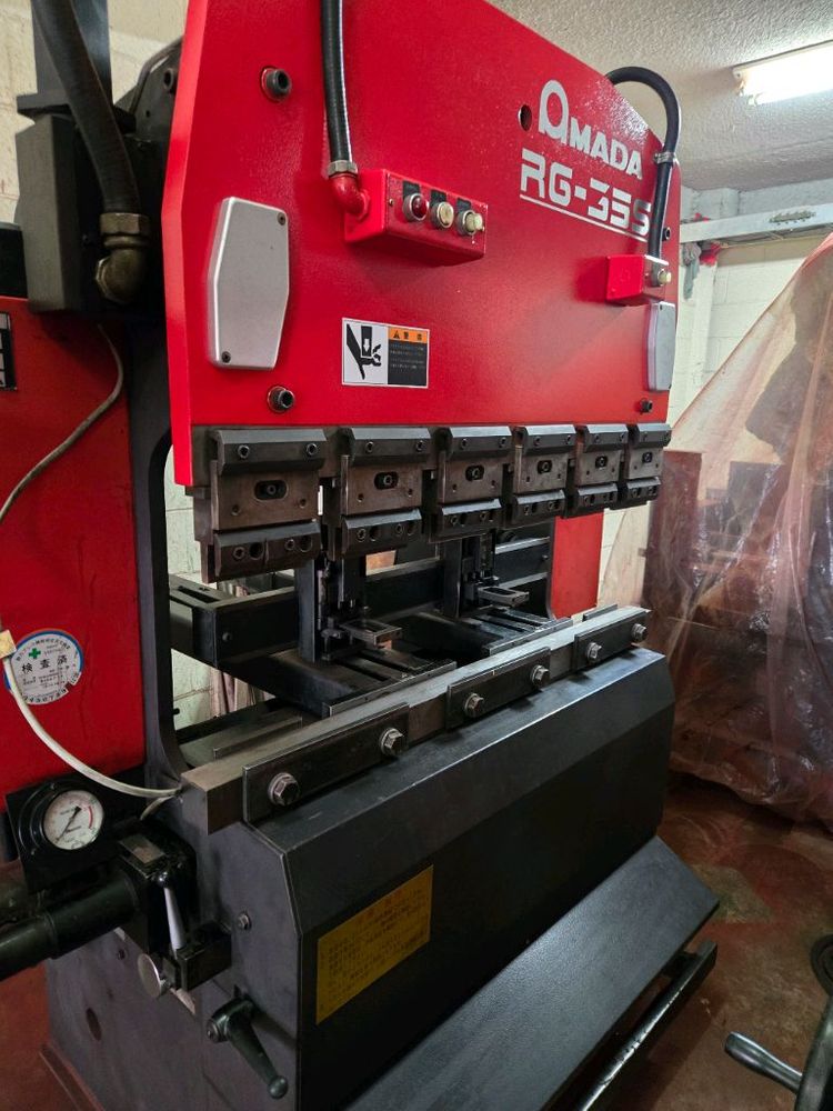 중고아마다(amada)절곡기,RG35,1.2M CNC시스템,밴딩기 이미지
