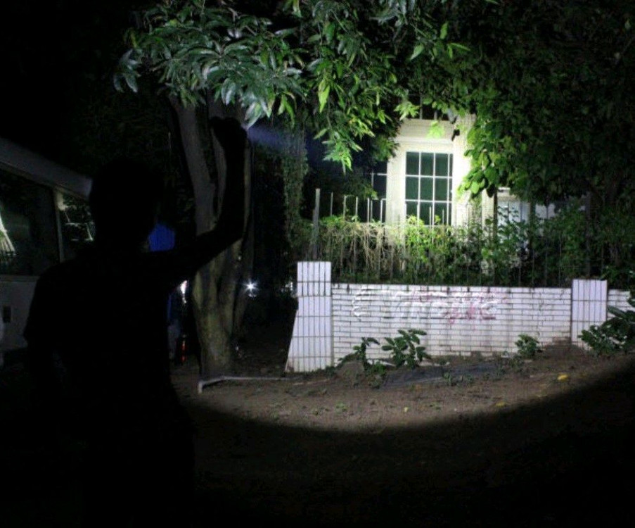 일상온 LED 헤드랜턴 충전식 라이트, 블랙 일상온 LED 충전식 헤드랜턴 블랙입니다. 캠핑이나 등산 시 유용하게 이미지