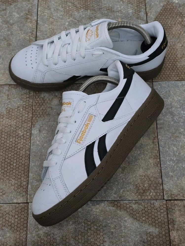 (235)리복 클럽 c 그라운드 uk 스니커즈 운동화--2