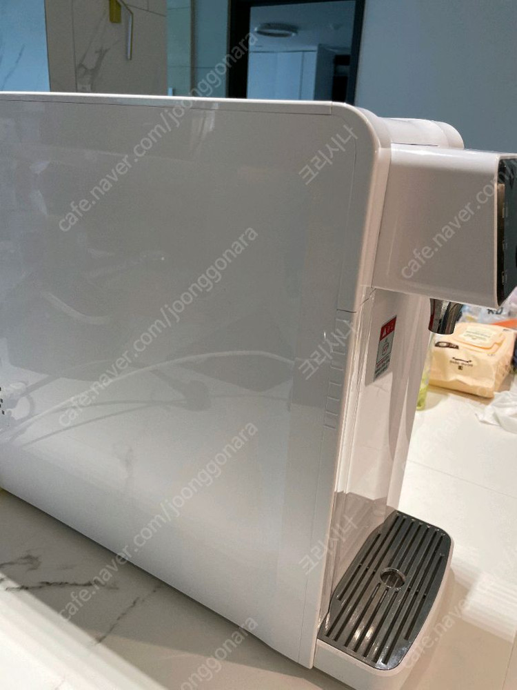 온수 정수기 이미지