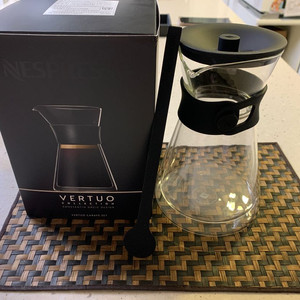 네스프레소 버츄오 카라프 세트 이미지