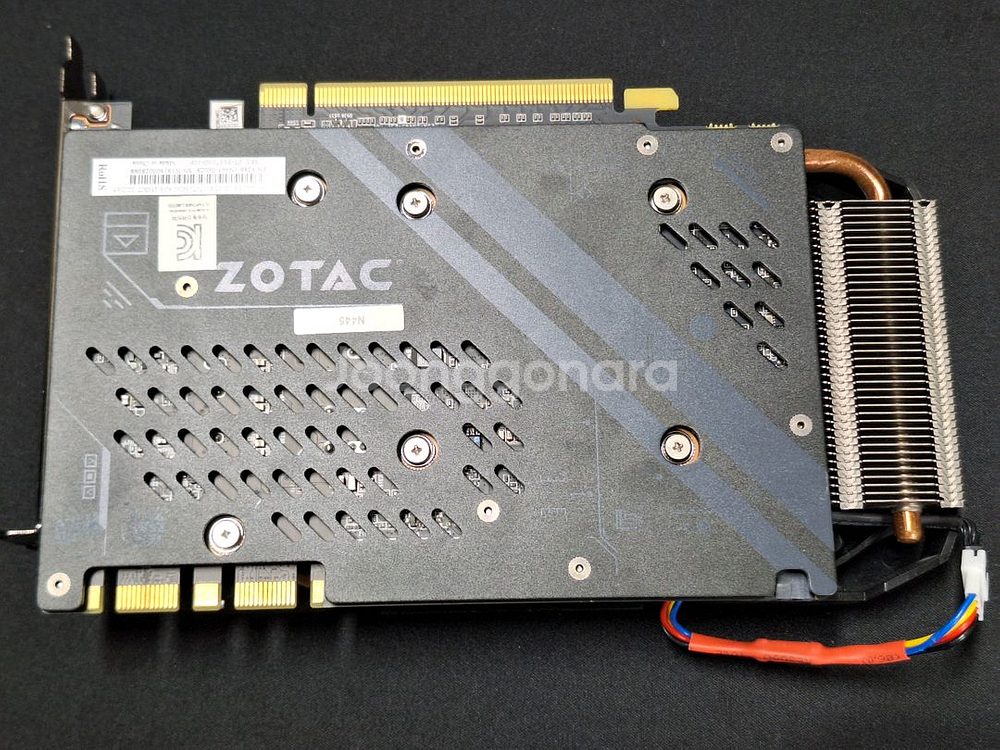 ZOTAC AMP BOX Mini 지포스 GTX1070 Ti--1