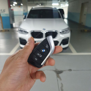 BMW X4 22년식 최신 LCD 액정키 방문 개조 후기｜당일 작업 가능해서 정말 편했어요 이미지