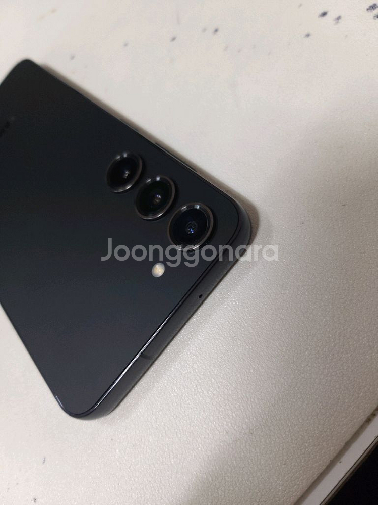 갤럭시s23 아주 깨끗해요 256기가--3