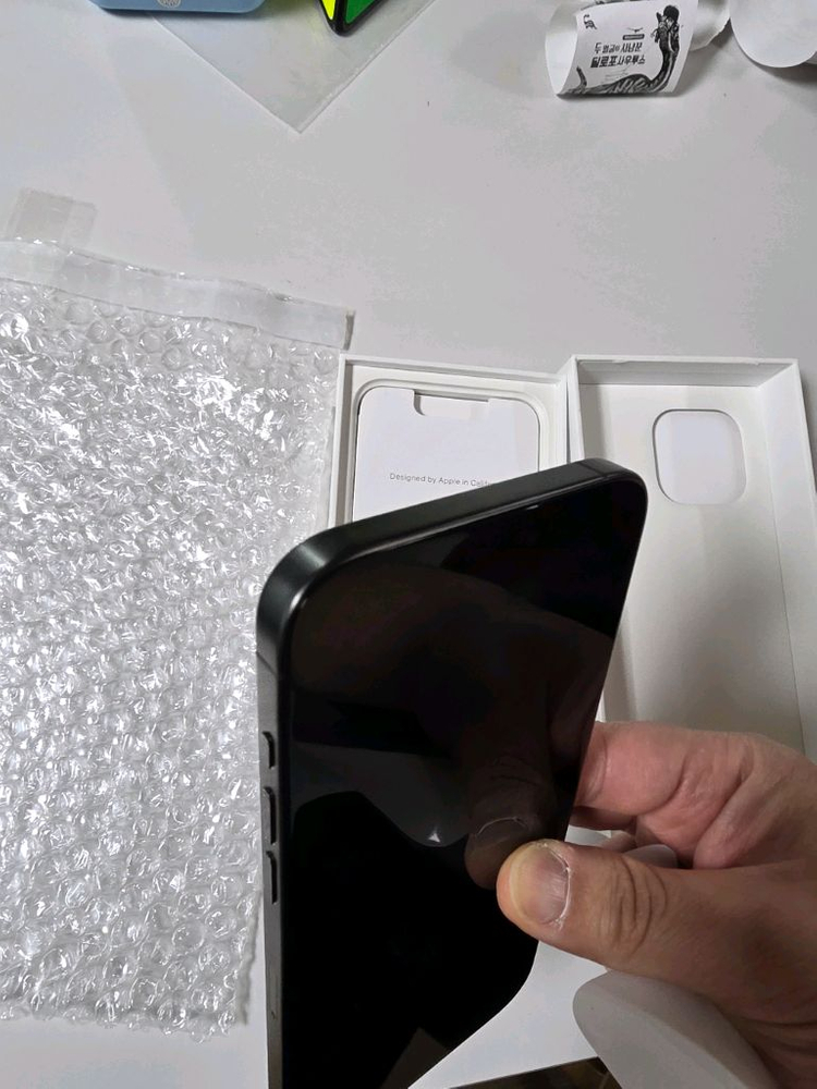 아이폰15프로맥스 256 블랙티타늄 리퍼새상품팝니다--5