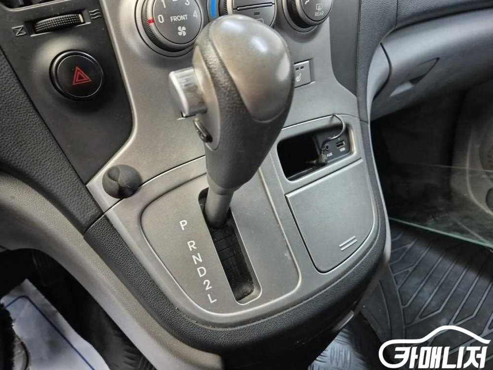 [현대]그랜드 스타렉스 밴 3인승 LPi CVX 럭셔리 (3인승) #가을특가 이미지