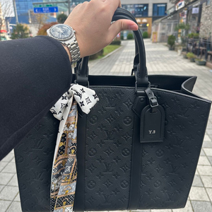 루이비통 삭플라 24h 판매합니다