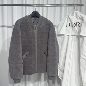 (54)디올 까나쥬 시어링 무스탕 봄버 자켓