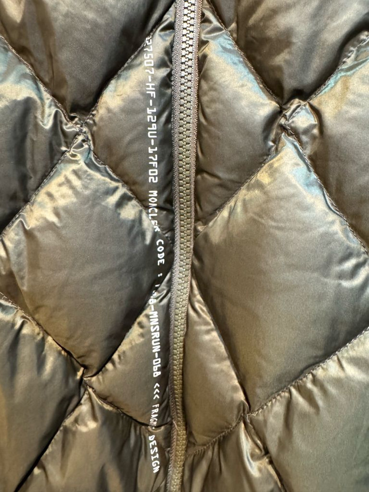 몽클레어 지니어스x프라그먼트 봄버자켓--1