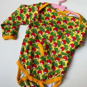 던스74 바디수트 실착1회