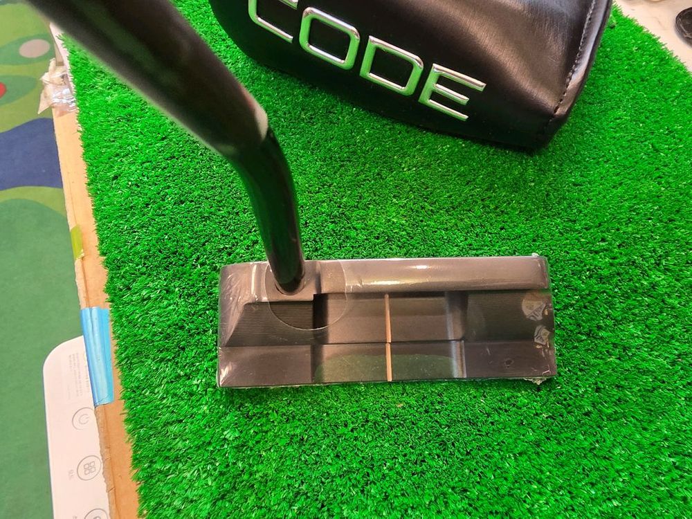 YES CODE 연철단조 03번 퍼터 새상품 파격처분 이미지