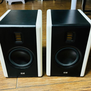 엘락 AM200 모니터링스피커(액티브스피커) 판매합니다 이미지