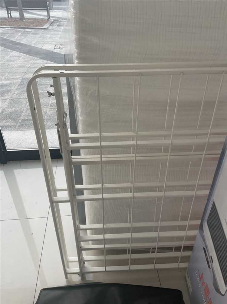 지누스 메모리폼 침대프레임 매트리스 세트 이미지