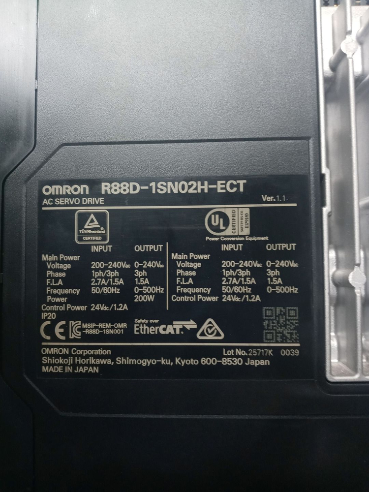 옴론 서보드라이브 ( 200W ,100W ) 판매합니다. 이미지