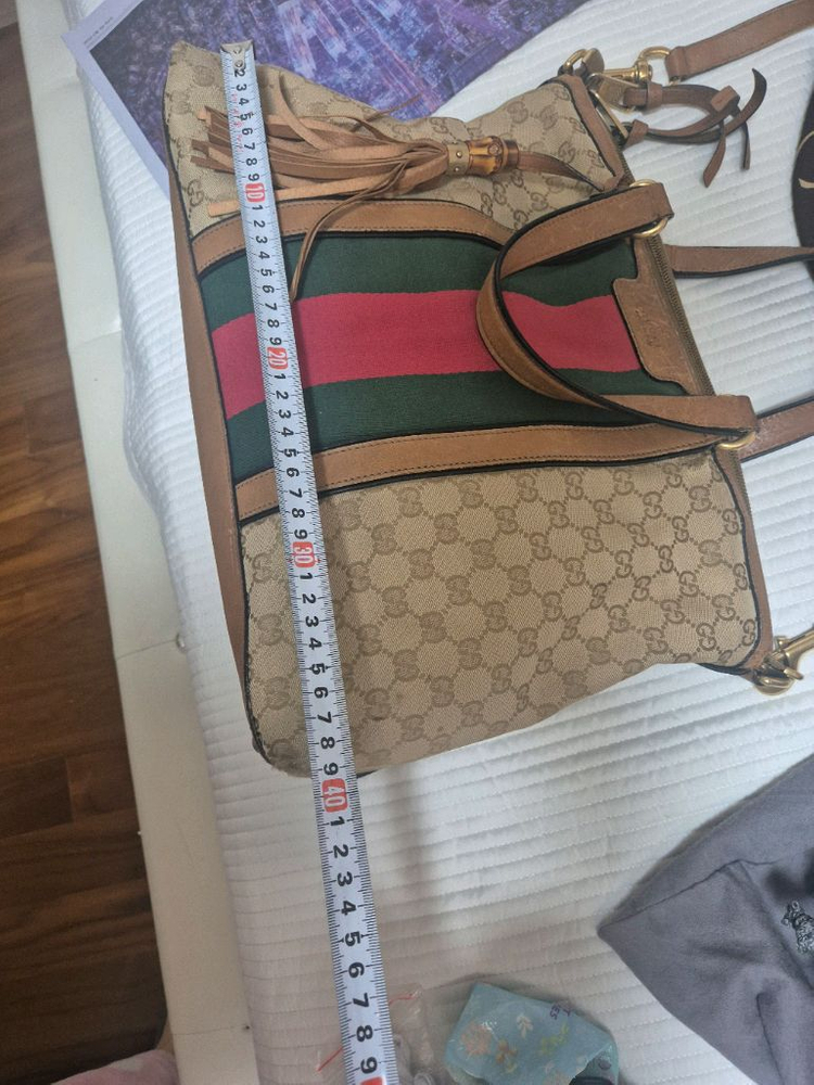 구찌 GG 캔버스 토트백 이미지