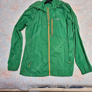 아식스 바람막이 사이즈 105, 색상 그린,