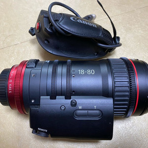 캐논 cn-e 1880mm t4.4 compact-servo 판매합니다.