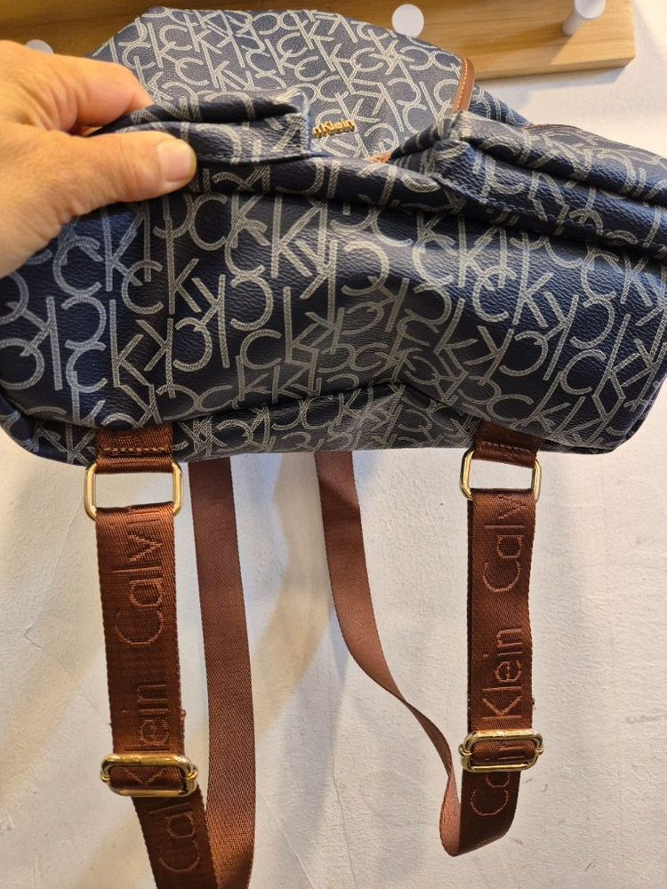 캘빈클라인 CK 로고 백팩 가방 이미지