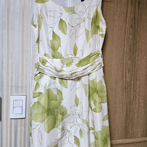 코스모폴리탄줄라이 예지스 그린 원피스