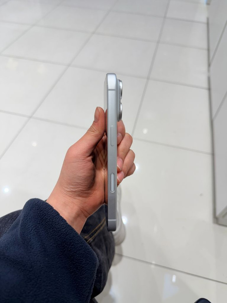 아이폰 17pro 256GB 화이트--5