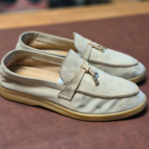 245-250(39) 정품 로로피아나 썸머워크