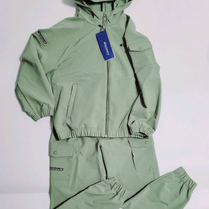 새상품)디스커버리키즈 트레이닝복 세트150