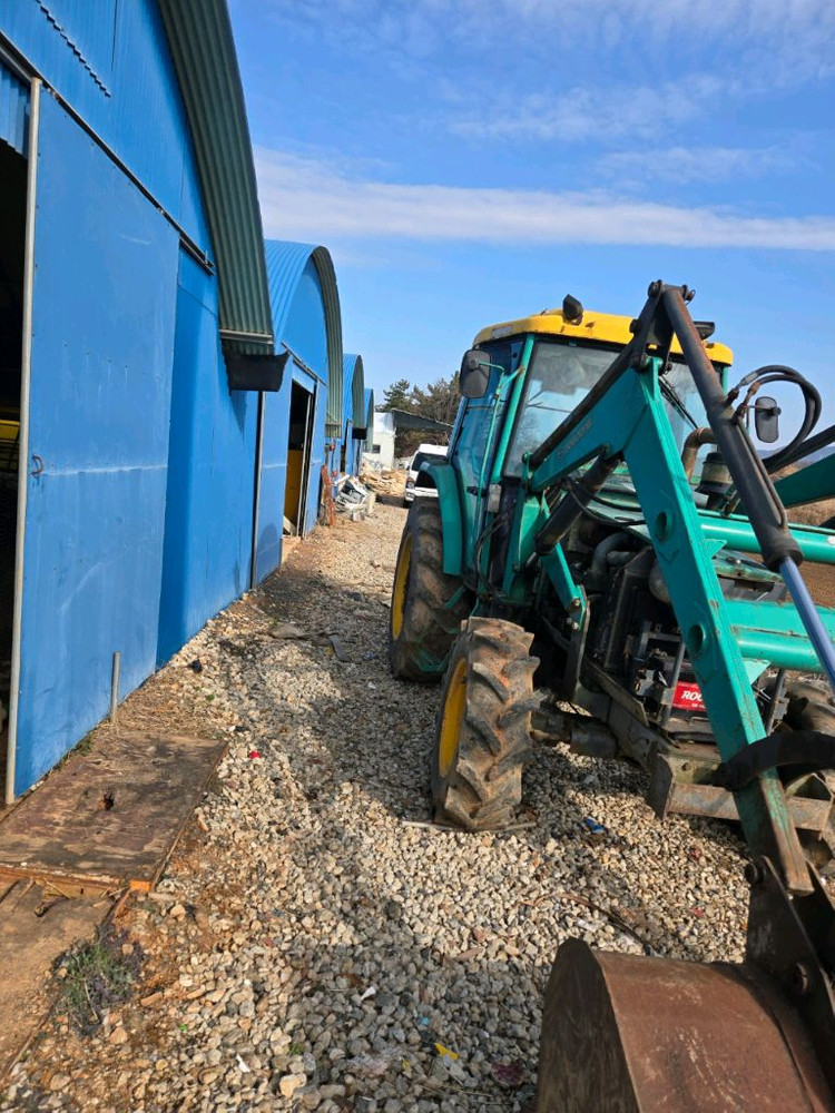 48마력 트랙터 이미지