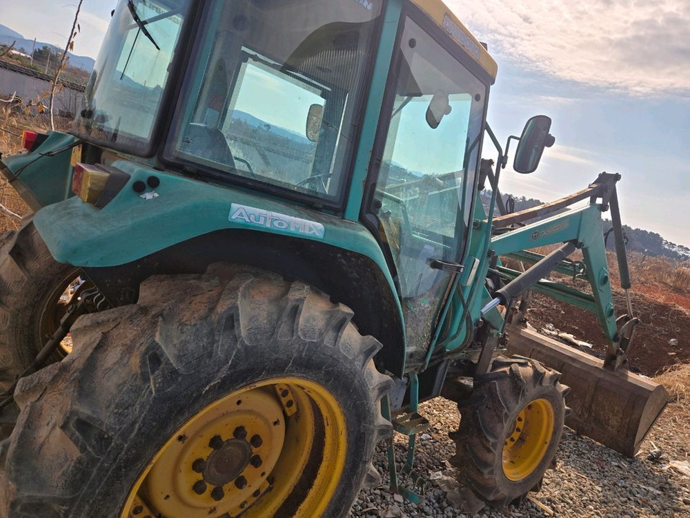 48마력 트랙터 이미지